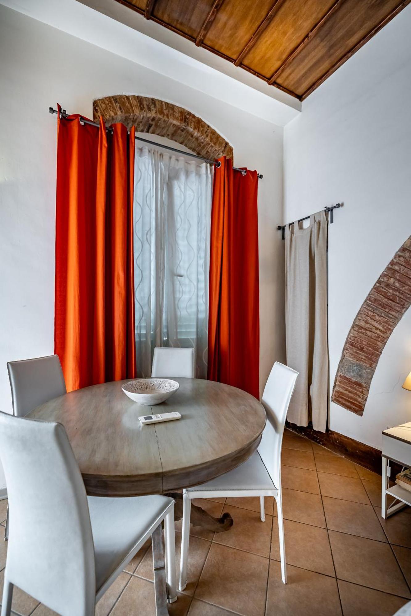 Roommo Beccaria Firenze Bagian luar foto