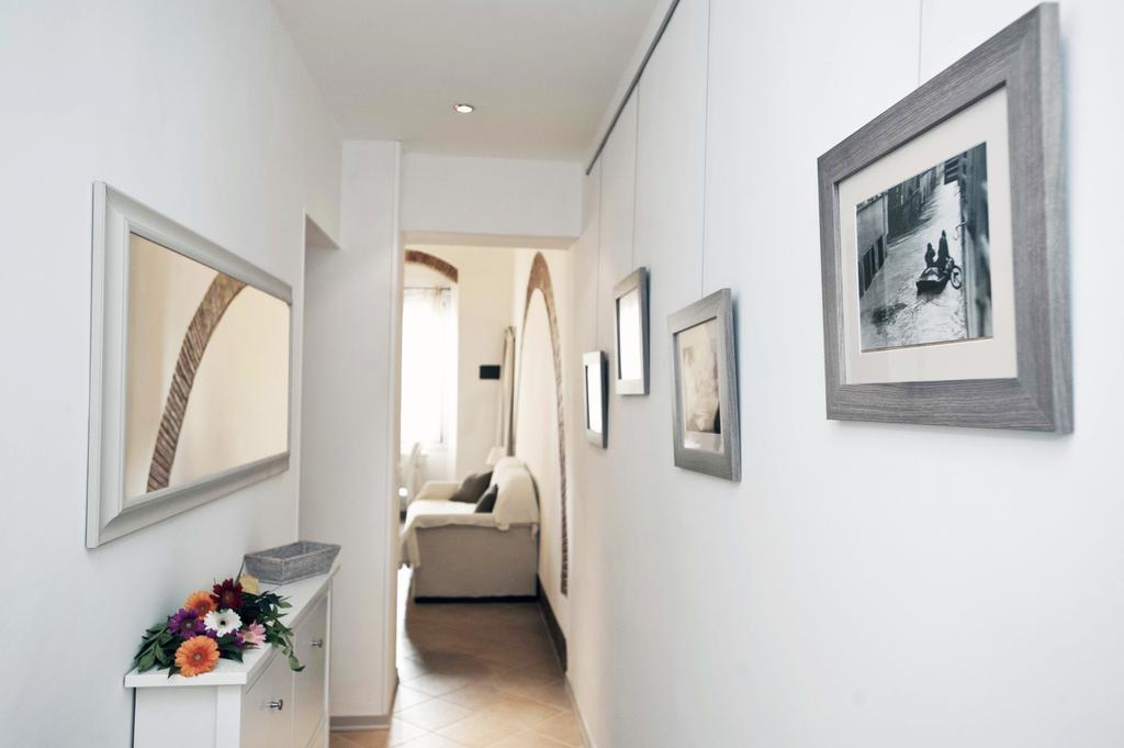 Roommo Beccaria Firenze Ruang foto