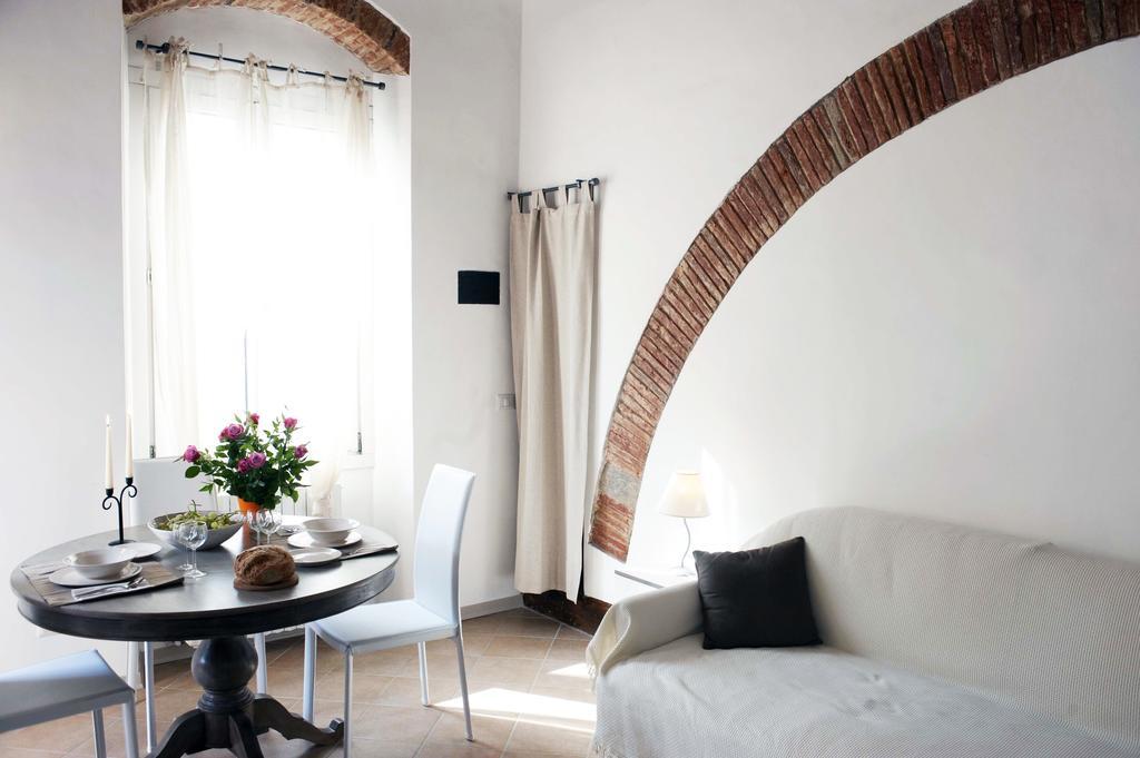 Roommo Beccaria Firenze Ruang foto