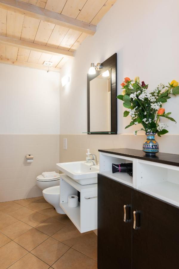 Roommo Beccaria Firenze Bagian luar foto