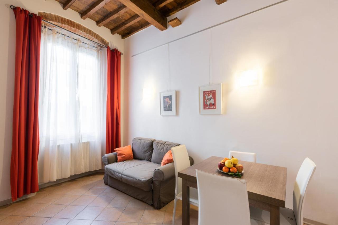 Roommo Beccaria Firenze Bagian luar foto